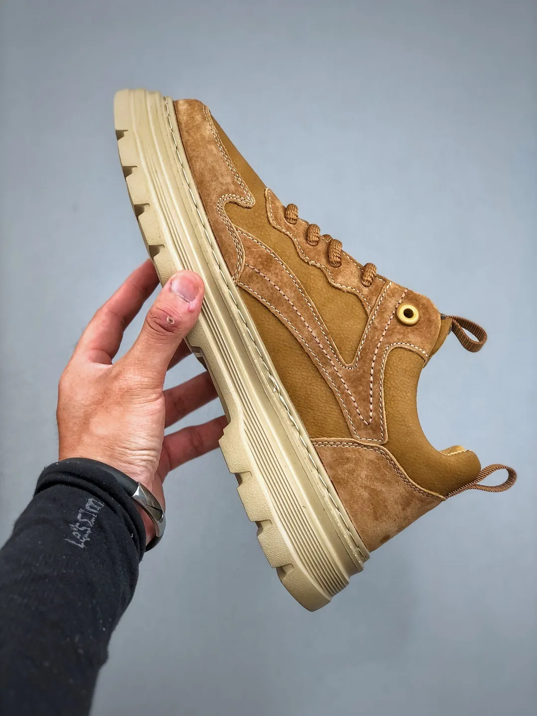 Local self-pickup 520💰 Support store Timberland/Timberland Outdoor leisure series Produced by a large factory in Guangdong New process upgrade Original box original packaging The fabric is made of Italian quality and durable, a must-have for men who are not handsome Size: 39-44